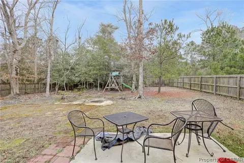 7350 Jeanne Dr, Gloucester, VA 23061 photo 32