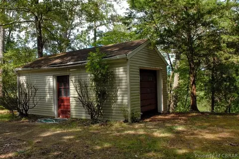 65 Spencer Ln, Weems, VA 22576 photo 10