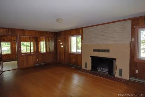 65 Spencer Ln, Weems, VA 22576 photo 5