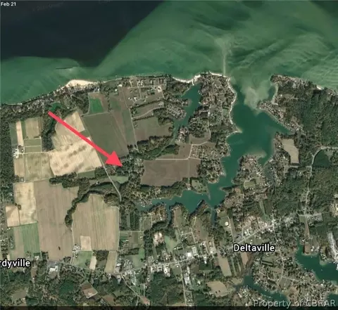 186 Apache Dr, Deltaville, VA 23043 photo 3
