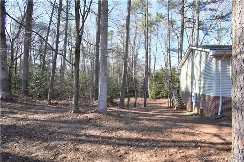 28 Hudgins Ave, Lancaster, VA 22503 photo 4