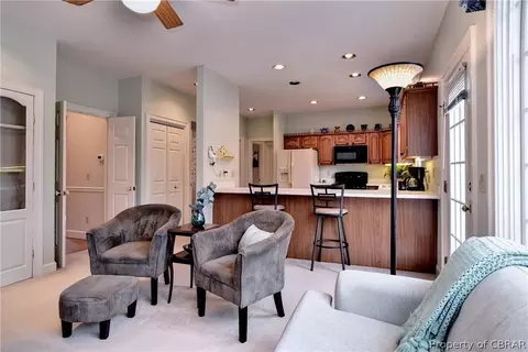 218 Par Dr, Williamsburg, VA 23188 photo 8