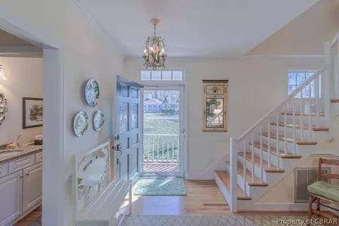 120 The Grn, Weems, VA 22576 photo 8