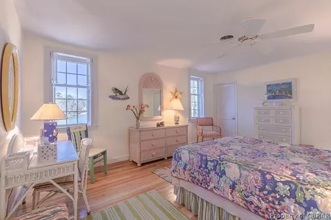 120 The Grn, Weems, VA 22576 photo 25