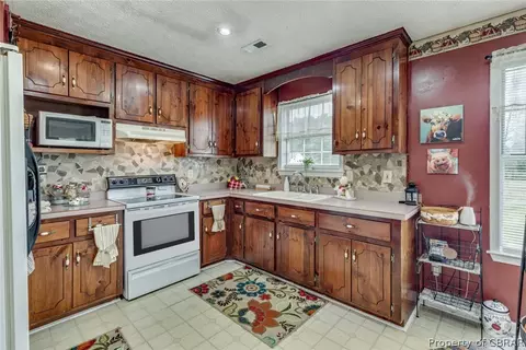 6729 Greenfield Ln, Gloucester, VA 23061 photo 9