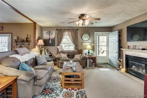 6729 Greenfield Ln, Gloucester, VA 23061 photo 7