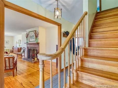 9734 Mariners Watch Ln, Gloucester, VA 23061 photo 9