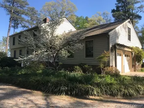 9734 Mariners Watch Ln, Gloucester, VA 23061 photo 2