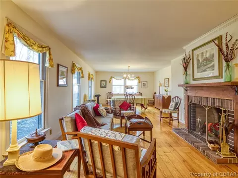 9734 Mariners Watch Ln, Gloucester, VA 23061 photo 15