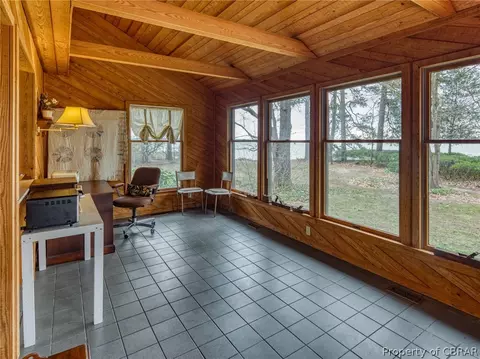 9734 Mariners Watch Ln, Gloucester, VA 23061 photo 37
