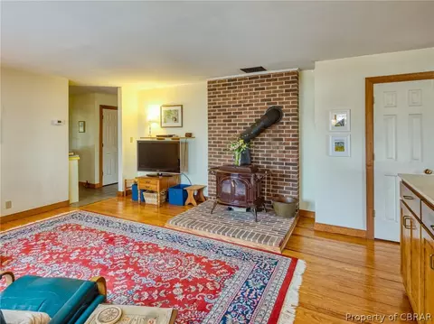 9734 Mariners Watch Ln, Gloucester, VA 23061 photo 12