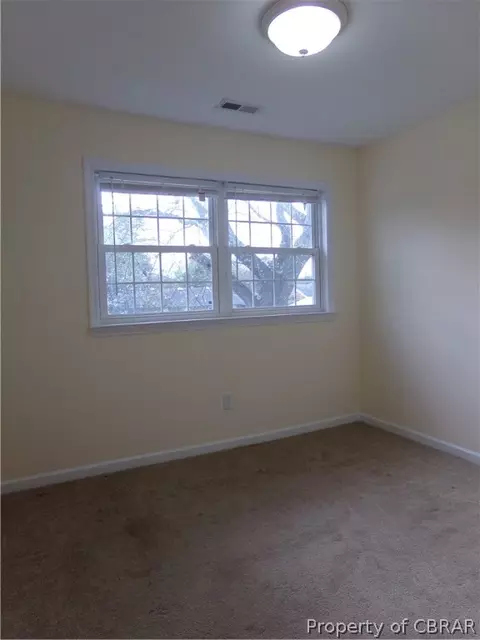 327 Nassau Pl, Hampton, VA 23666 photo 17