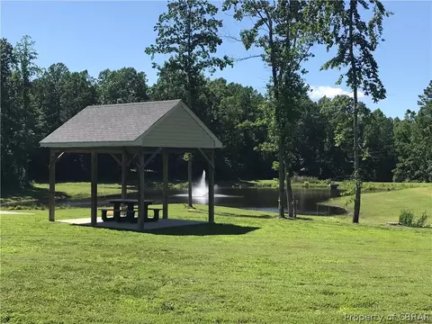 7833 E Patriots Way, Gloucester, VA 23061 photo 10