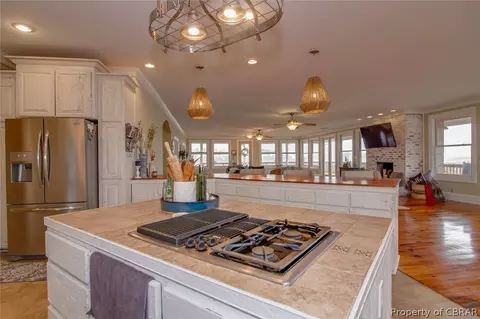 36 Edmonds Cove Rd, Hampton, VA 23664 photo 20