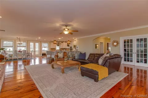 36 Edmonds Cove Rd, Hampton, VA 23664 photo 10