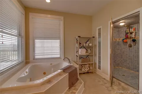 36 Edmonds Cove Rd, Hampton, VA 23664 photo 27