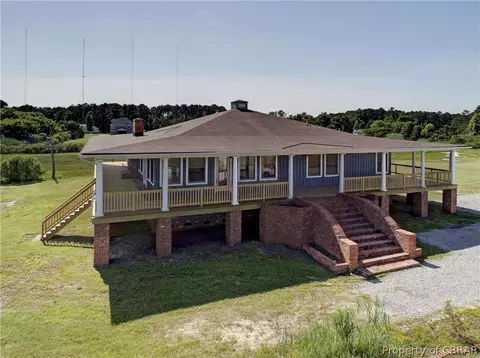 36 Edmonds Cove Rd, Hampton, VA 23664 photo 1