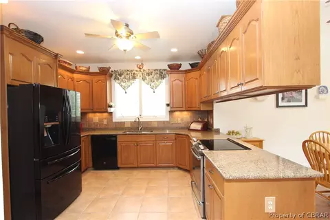 6510 Milford Rd, Gloucester, VA 23061 photo 10