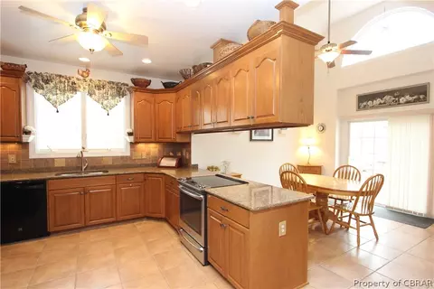 6510 Milford Rd, Gloucester, VA 23061 photo 12