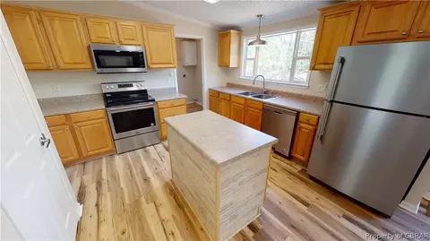 7843 Mountain Laurel Trl, Gloucester, VA 23061 photo 21