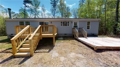 7843 Mountain Laurel Trl, Gloucester, VA 23061 photo 5