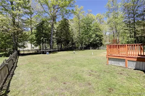 12374 Cedar Trl, Gloucester, VA 23061 photo 6