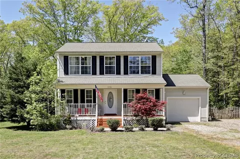 12374 Cedar Trl, Gloucester, VA 23061 photo 2