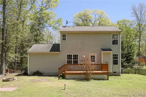 12374 Cedar Trl, Gloucester, VA 23061 photo 8