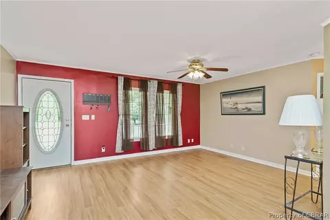 9536 Heron Ct, Gloucester, VA 23061 photo 7