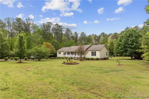 9536 Heron Ct, Gloucester, VA 23061 photo 3