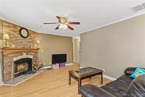 9536 Heron Ct, Gloucester, VA 23061 photo 9