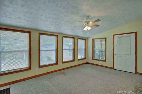 12476 Poplar Trl, Gloucester, VA 23061 photo 8