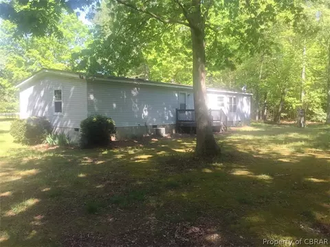 7611 Three Hickories Ln, Gloucester, VA 23061 photo 7