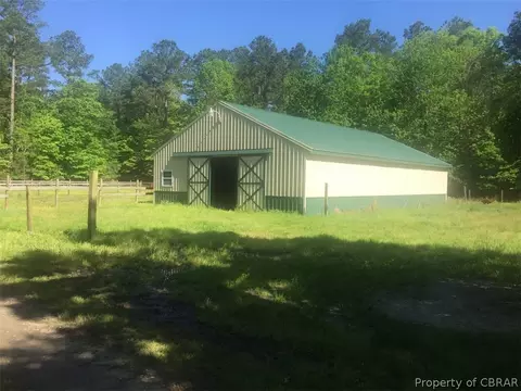 7611 Three Hickories Ln, Gloucester, VA 23061 photo 2