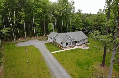 7170 Griffin Rd, Gloucester, VA 23061 photo 3