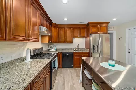 7170 Griffin Rd, Gloucester, VA 23061 photo 9