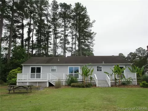 4162 Eagle Rd, Hayes, VA 23072 photo 4