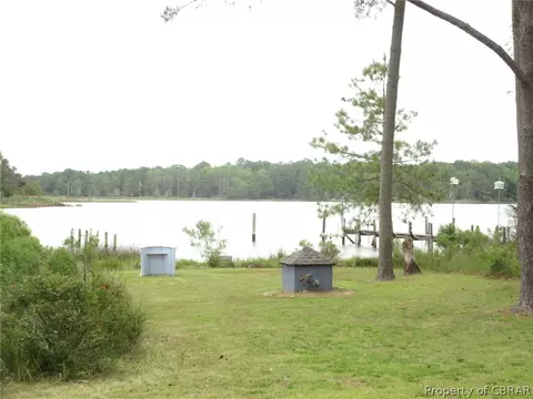4162 Eagle Rd, Hayes, VA 23072 photo 5