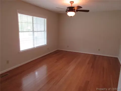 4162 Eagle Rd, Hayes, VA 23072 photo 9