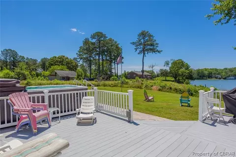 174 Carters Cove Dr, Weems, VA 22576 photo 16