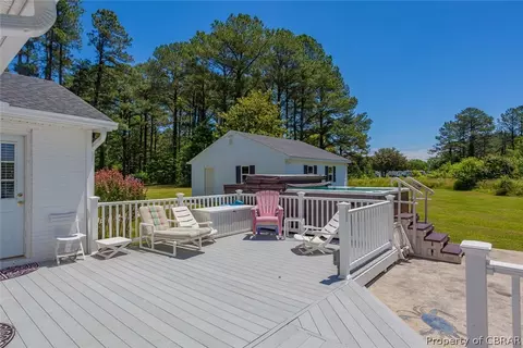 174 Carters Cove Dr, Weems, VA 22576 photo 15
