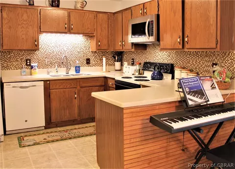 5395 Gum Fork Rd, Gloucester, VA 23061 photo 9