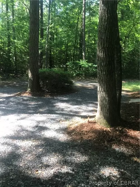 5992 Contesse Dr, Gloucester, VA 23061 photo 8