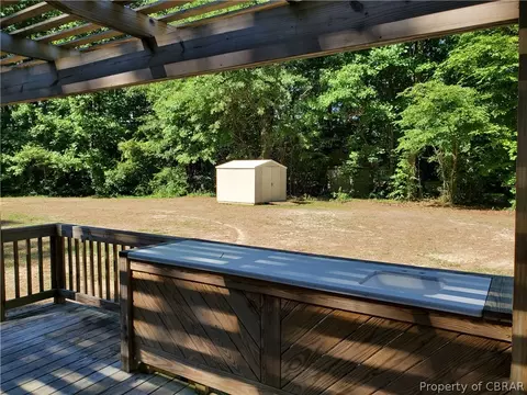 6945 Fox Ln, Gloucester, VA 23061 photo 7