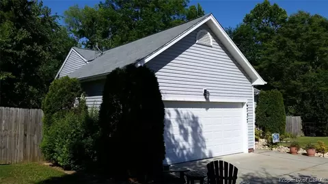 6737 Cox Ave, Gloucester, VA 23061 photo 11