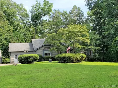 5904 Beech Tree Ct, Gloucester, VA 23061 photo 2