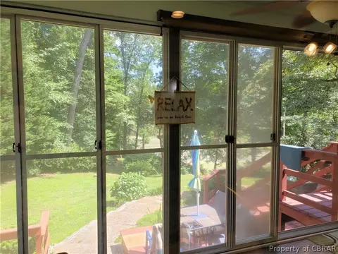 5904 Beech Tree Ct, Gloucester, VA 23061 photo 12