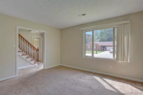 20 Westview Dr, Hampton, VA 23666 photo 7