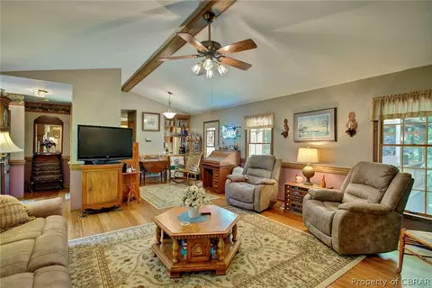 6454 Fleming Rilee Ln, Gloucester, VA 23061 photo 7