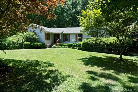 6454 Fleming Rilee Ln, Gloucester, VA 23061 photo 1